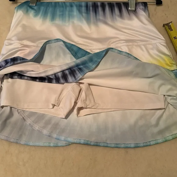 LUCKY IN LOVE Tennis Pickleball Skirt M EUC - Picture 6 of 8